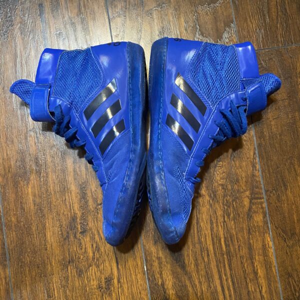 Adidas Blue and Black Combat Speed 5 Wrestling Shoes - Image 3