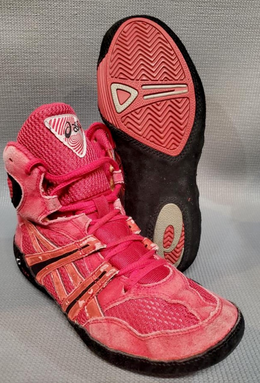 sample red/pinkish asics pursuit 1 wrestling shoes