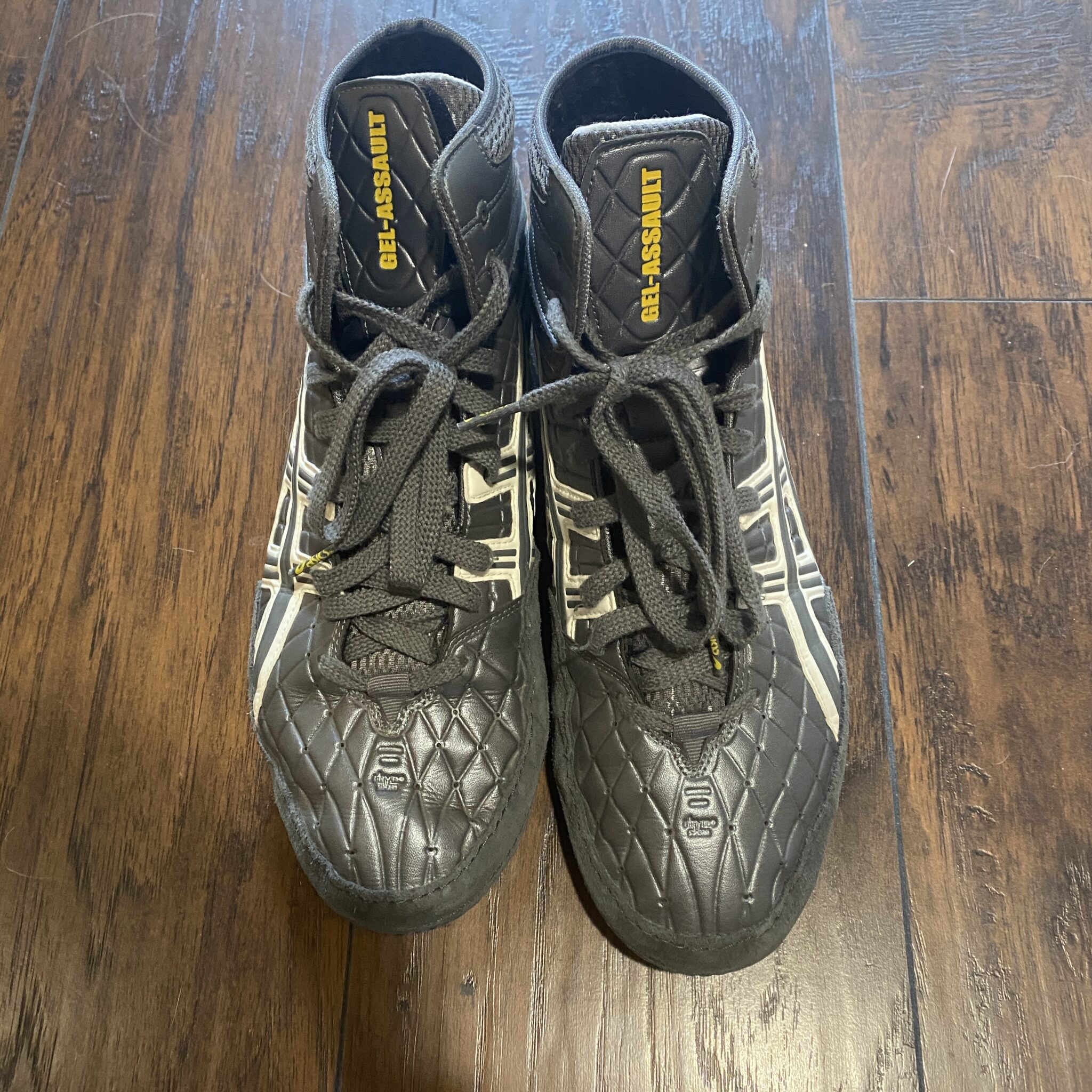 asics gel assault wrestling shoes