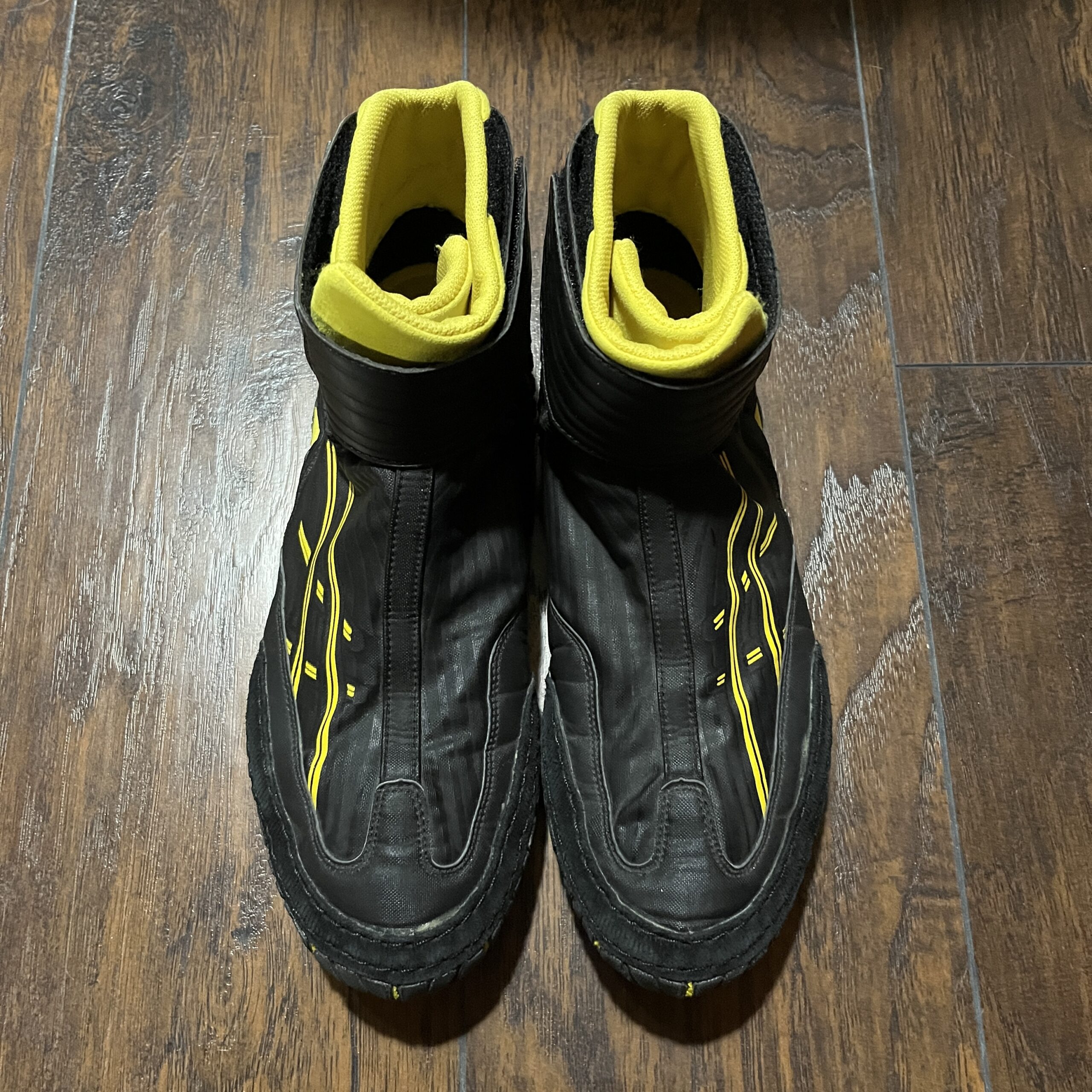 Asics Black & Yellow 54 Wrestling Shoes